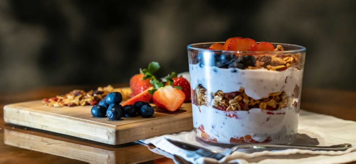 Strawberry yogurt parfait